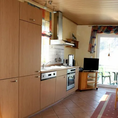 Weingut Christoph Mueller Apartamento