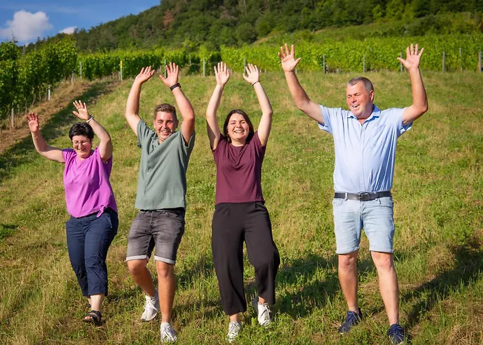 Weingut Christoph Mueller * Burg (Bernkastel-Wittlich)